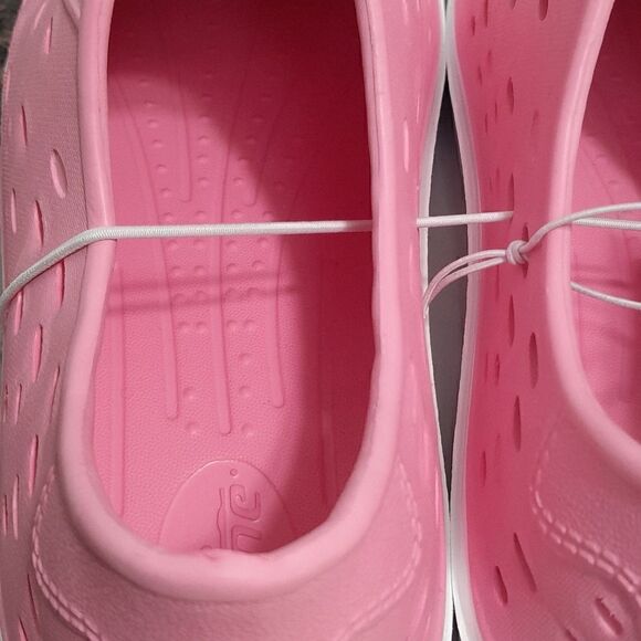 Barbie Core Crane Ladies Lightweight SlipOns...Size 9-10...New in Package. - Picture 6 of 7
